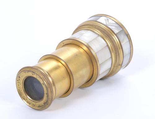 FRENCH POCKET SPYGLASS, CIRCA 1870.