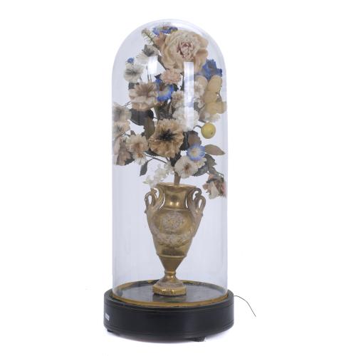 495-ELIZABETHAN STYLE VASE WITH GLASS BELL JAR.