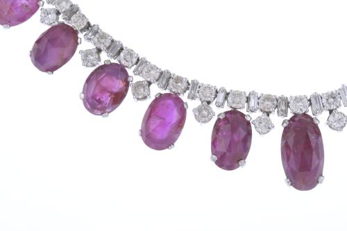 RUBIES AND DIAMONDS NECKLACE. FIRST HALF OF THE 20TH CENTUR