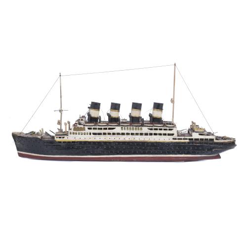 MODEL OF THE BRITISH OCEAN LINER RMS LUSITANIA, CIRCA 1950.