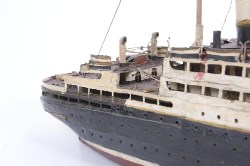 MODEL OF THE BRITISH OCEAN LINER RMS LUSITANIA, CIRCA 1950.