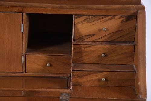 BUREAU BOOKCASE, AFTER ENGLISH MODELS, 20TH CENTURY. 