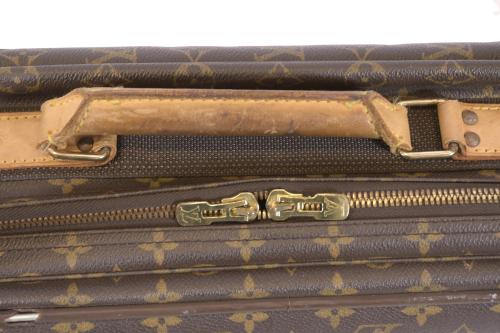 LOUIS VUITTON. "SATELLITE 65" SUITCASE.