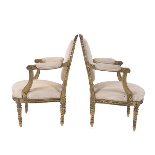 PAIR OF LOUIS XVI STYLE ARMCHAIRS, 20TH CENTURY. 