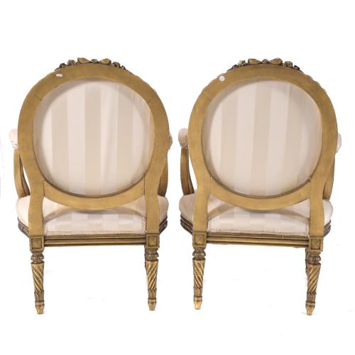 PAIR OF LOUIS XVI STYLE ARMCHAIRS, 20TH CENTURY. 