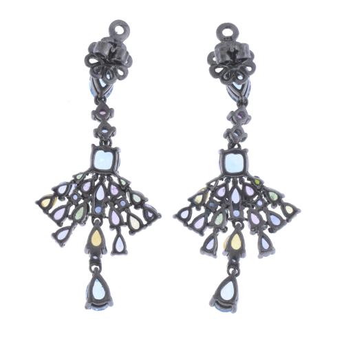 FAN-SHAPED EARRINGS WITH NATURAL GEMSTONES