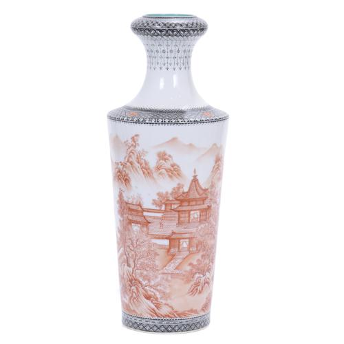 CHINESE VASE, REPUBLIC PERIOD, 20TH CENTURY.