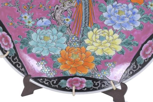 CHINESE ROSE FAMILY STYLE DISH, 20TH CENTURY. 