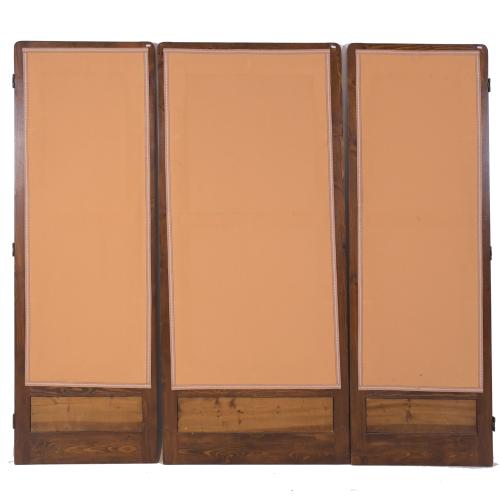 MODERNIST THREE-WING FOLDING SCREEN, CIRCA 1915. 