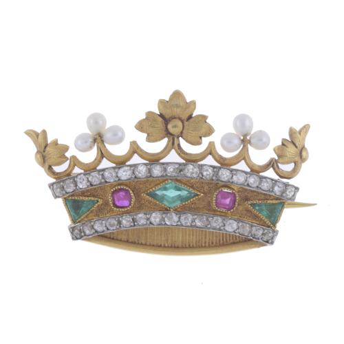 279-CROWN-SHAPED BROOCH WITH RUBIES, DIAMONDS AND SAPPHIRES