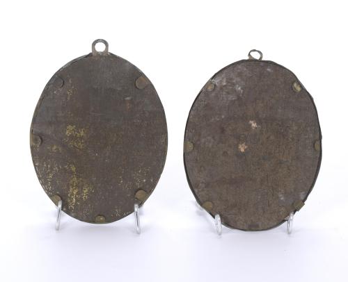 PAIR OF MOTHER-OF-PEARL PLAQUES, 20TH CENTURY.