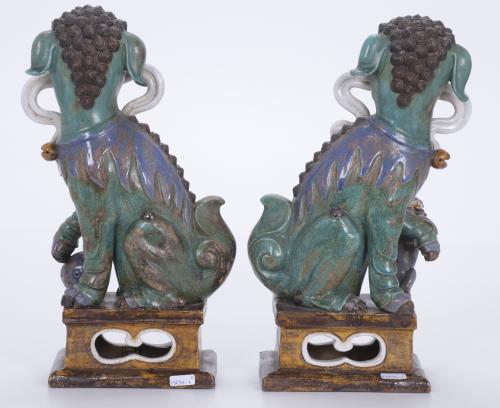 ANTONIO CAMPUZANO Y SOLANS (1919-1988) PAIR OF CHINESE FURI