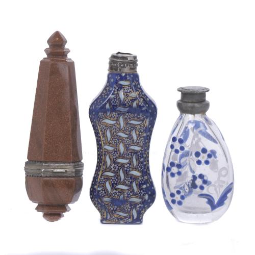 463-PAIR OF 19TH CENTURY PERFUME BOTTLES AND AN 18TH CENTURY TRAVEL CASE.