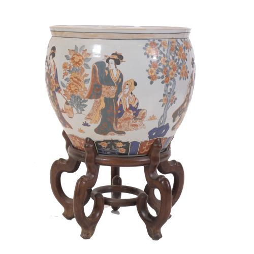 PECERA JAPONESA EN PORCELANA IMARI, SIGLO XX.