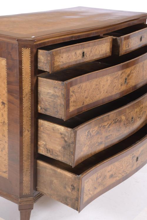 CARLOS IV STYLE CHEST OF DRAWERS, LATE 18TH CENTURY. 