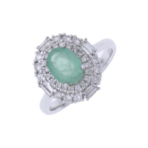 31-ROSETTE RING WITH EMERALD AND DIAMONDS