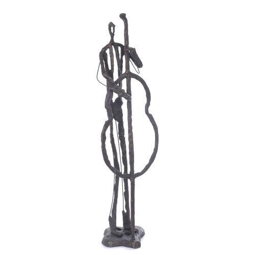 471-SIGUIENDO MODELOS DE ALBERTO GIACOMETTI (1901 - 1966). "MÚSICO".