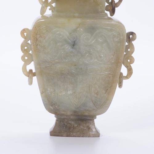 CHINESE JAR, QING DINASTY, 20TH CENTURY.