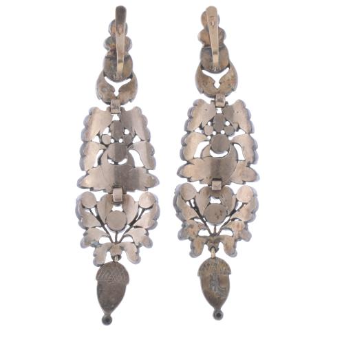 CATALAN "ARANGADA" EARRINGS, 19TH CENTURY