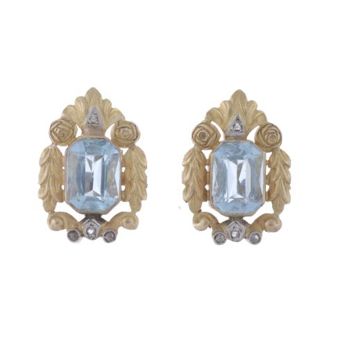 "NOUCENTISTA" EARRINGS WITH AQUAMARINES AND DIAMONDS