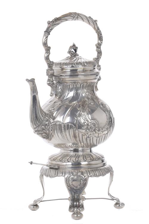 SAMOVAR CON CALENTADOR ESTILO ISABELINO, SEGUNDA MITAD SIGL