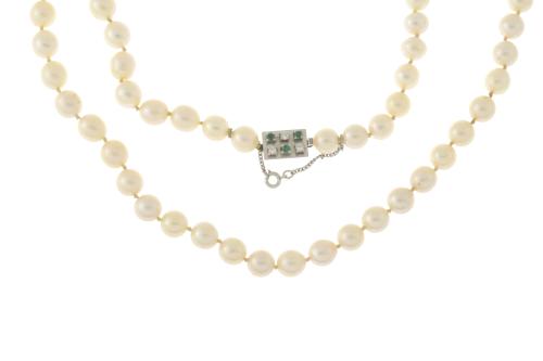 PEARLS NECKLACE