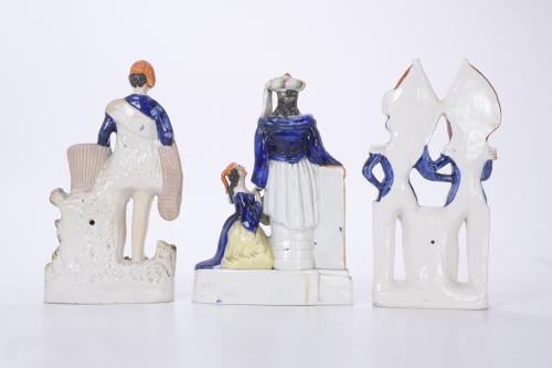 SET OF FIVE FIGURES IN ENGLISH STAFFORDSHIRE EARTHENWARE, S