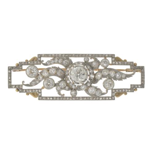 ART DÉCO BROOCH WITH DIAMONDS