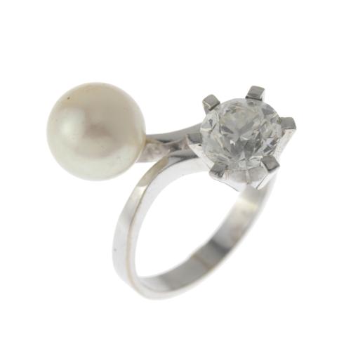 YOU AND ME RING WITH PEARL AND DIAMOND