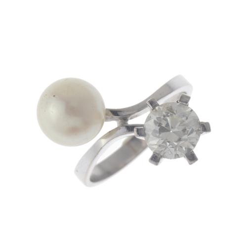 YOU AND ME RING WITH PEARL AND DIAMOND