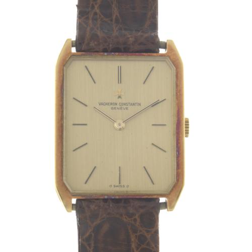 VACHERON CONSTANTIN, GOLD WRISTWATCH.