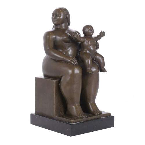 SIGUIENDO MODELOS DE FERNANDO BOTERO (1932 - 2023). "MATERNIDAD"