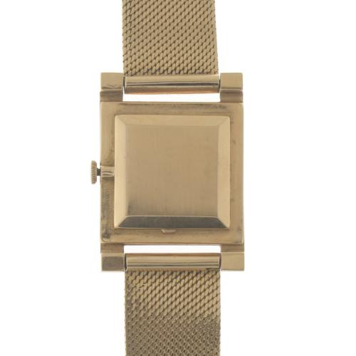 SARCAR. RELOJ DE PULSERA EN ORO