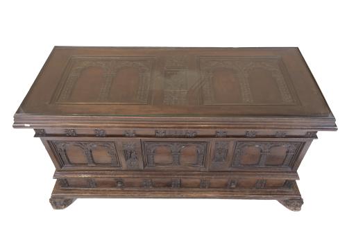 CATALAN HOPE CHEST, 19TH CENTURY.