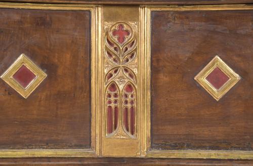 GOTHIC STYLE CHEST, 20TH CENTURY.