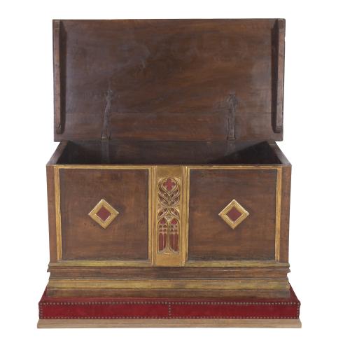 GOTHIC STYLE CHEST, 20TH CENTURY.