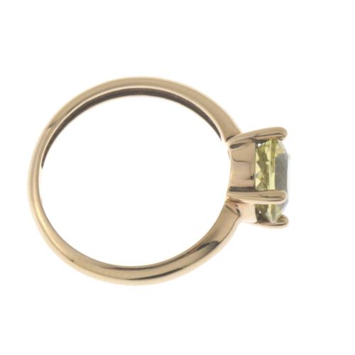 ROSE GOLD RING WITH OLIVINE