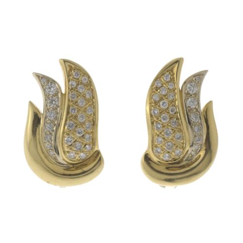 GOLD AND DIAMONDS EARRINGS