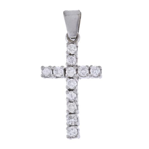 Cruz colgante con diamantes.