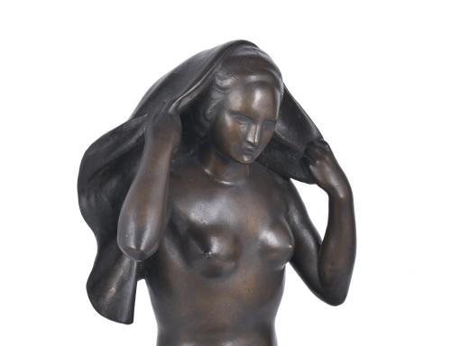 FREDERIC MARÈS (1893 - 1991).  "Desnudo femenino con velo". 