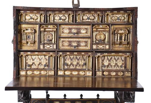 Writing desk, late 18th - early 19th century.