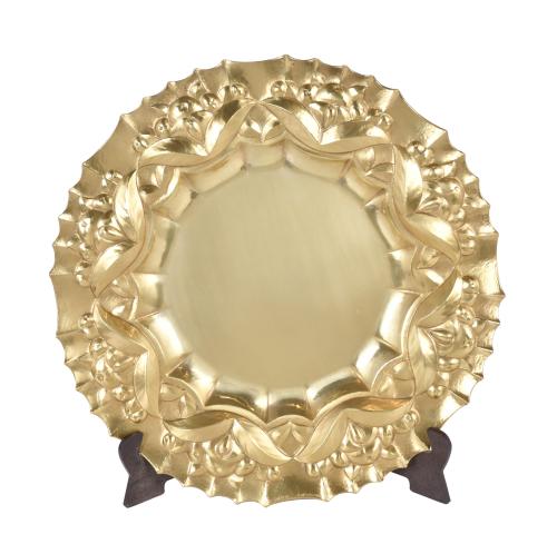 R. SUNYER. Noucentista decorative dish, first half 20th century.