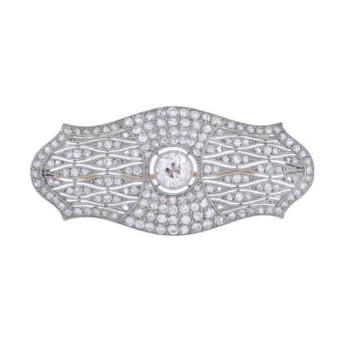 'Noucentista' diamonds brooch.