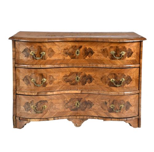 Chest of drawers from the South of Germany, probably from Bavaria, first third of the 18th century.