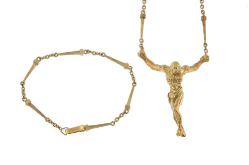 SALVADOR DALÍ I DOMÈNECH (1904-1989). "Cristo de San Juan de la cruz" Colgante y pulsera.